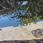 Apartment By The Sea Necujam, Solta - 2089 Stomorska