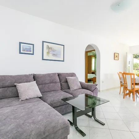 By The Sea Necujam, Solta - 2089 Apartment *